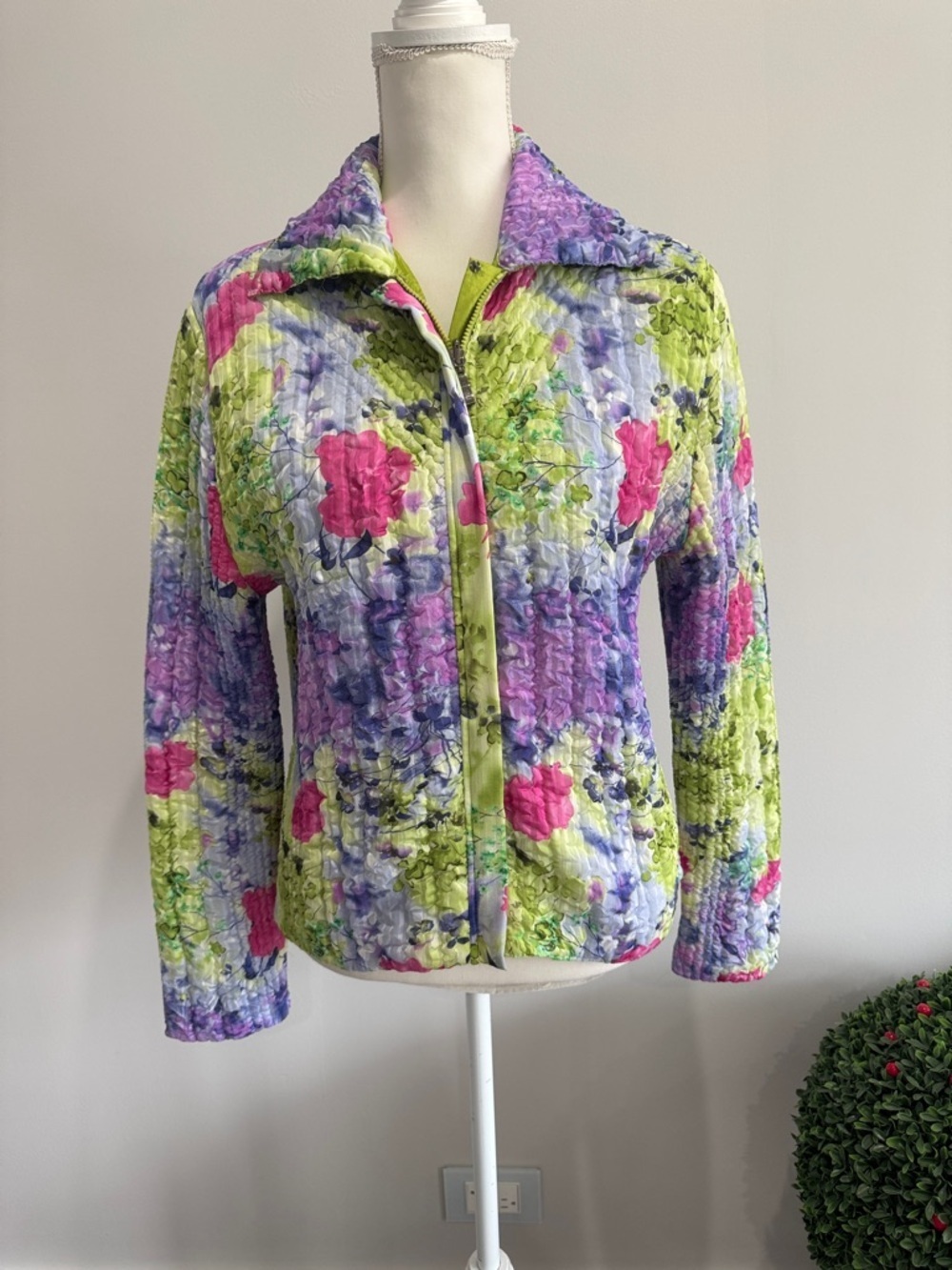 Ubu Reversible Floral Quilted Jacket in Green, Purple & Pink Sz M